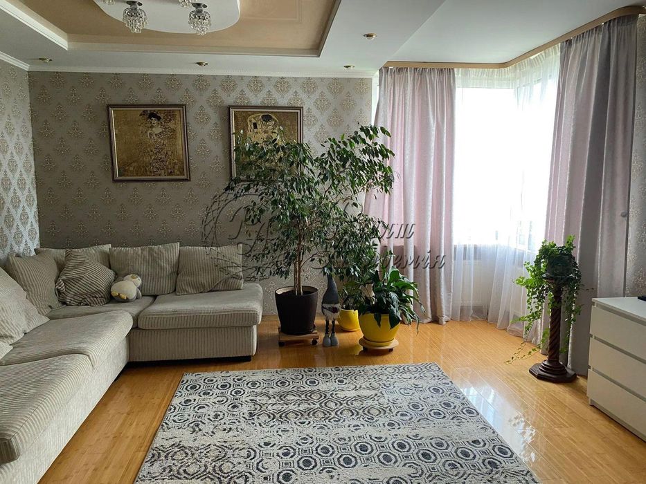 Продаж 3-кімн квартири бульвар Чоколівський, 42А
