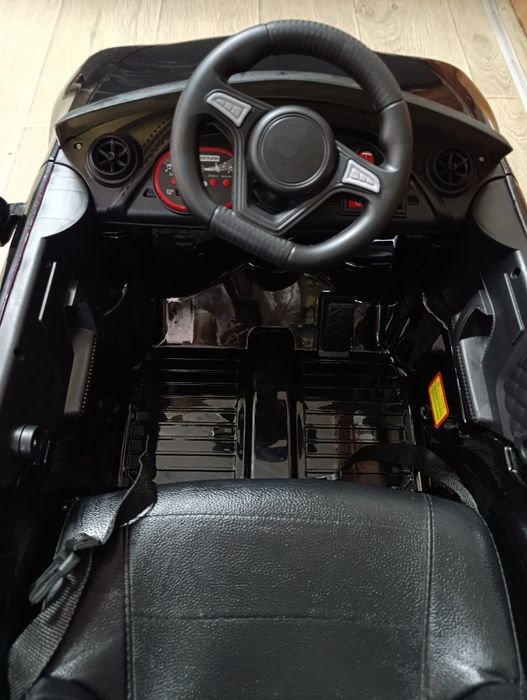 Электромобіль дитячий