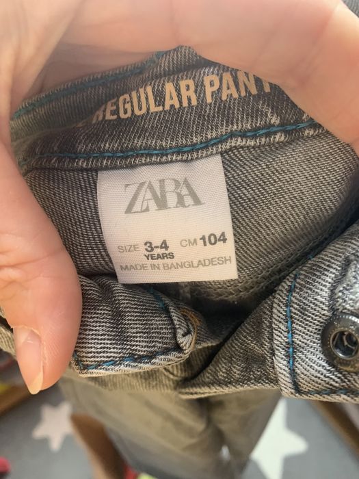 Джинси zara.