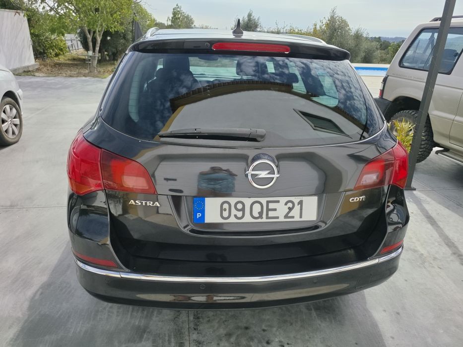 Opel Astra Sports Tourer J 1.6 CDTI 136cv | 2015 — photo 4