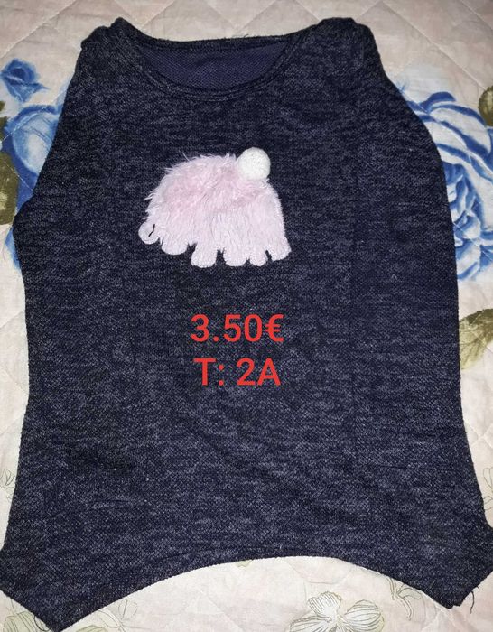 Roupa de menina, tamanho 2 a 3 anos.