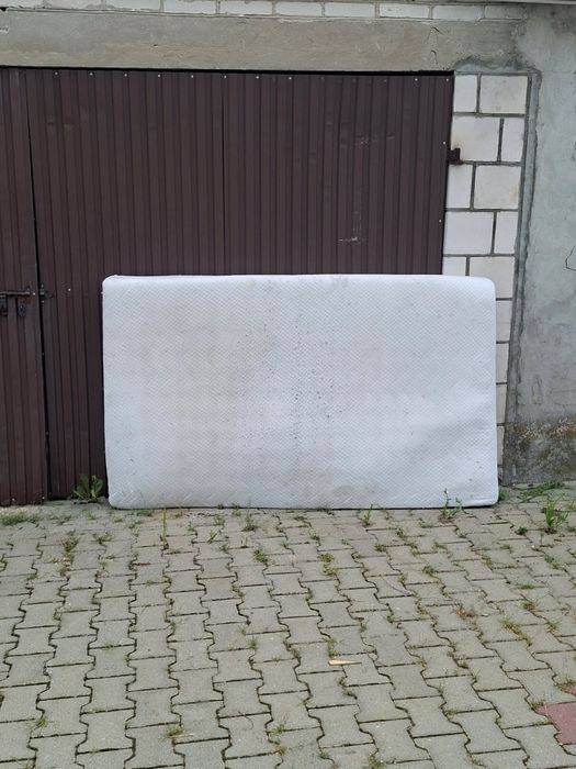 Materac spręzynowy