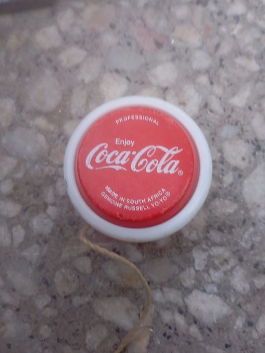 YO  YO coca cola