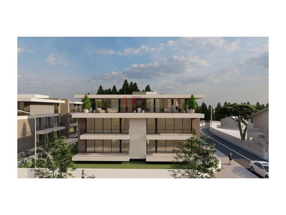 Vende-se apartamento T2 com garagem.