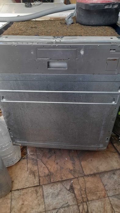 maquina de lavar loiço AEG de encastre em perfeitas condições