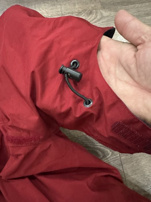 Ветровка Berghaus Gore tex