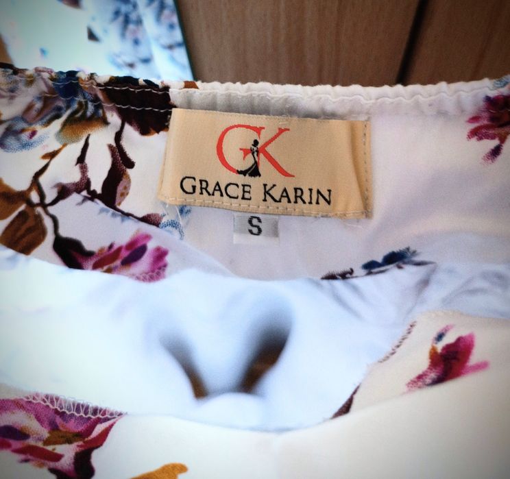 Biała sukienka w kwiaty Grace Karin, rozm. S, komunia, chrzciny