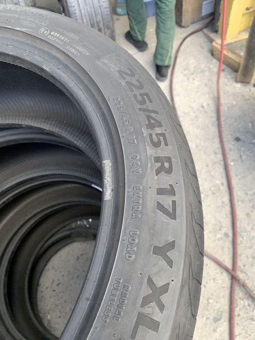 225/45R17 Continental PremiumContact6