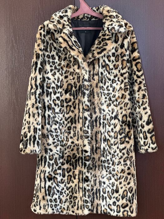 Жіноча принтована шуба