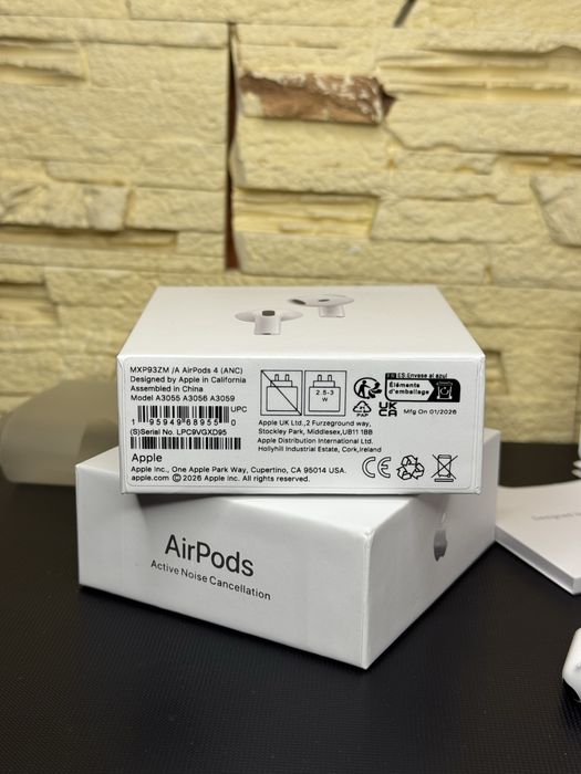 Навушники Apple Airpods 4 ANC з активним шумоподавленням