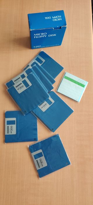 Diskettes 3.5” DS/DD/135 TPI novas (virgens) – 8 unidades com etiqueta