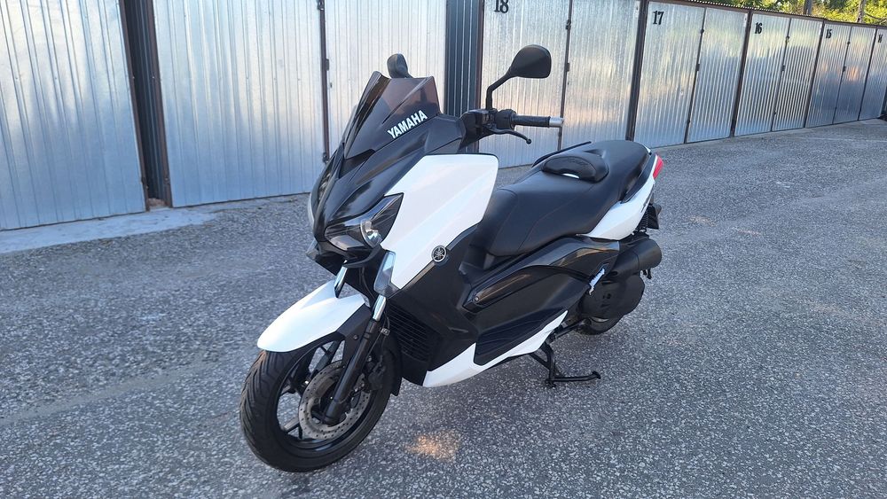 Yamaha X-max Yamaha X-Max 125 Abs  2014 Kat B 16829km Biały