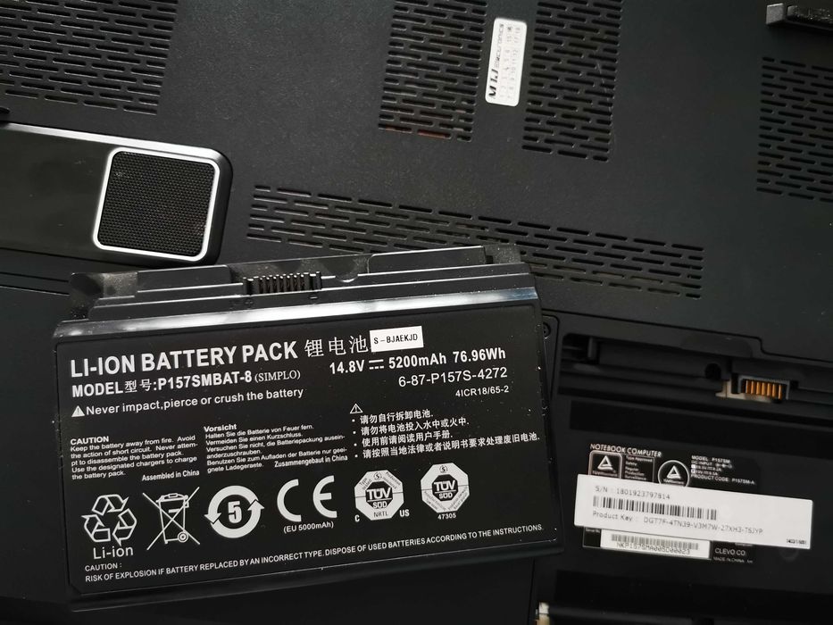 Laptop Gamingowy CLEVO P157SM-A i7 16GB 1000HDD 512SSD 15,6