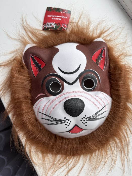 Карнавальна маска