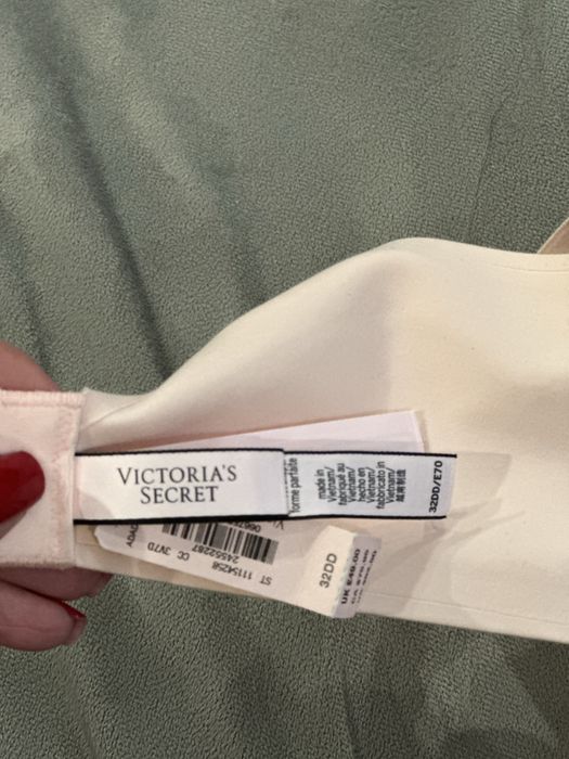 Вікторія сікрет victoria secket бюст бра оригінал