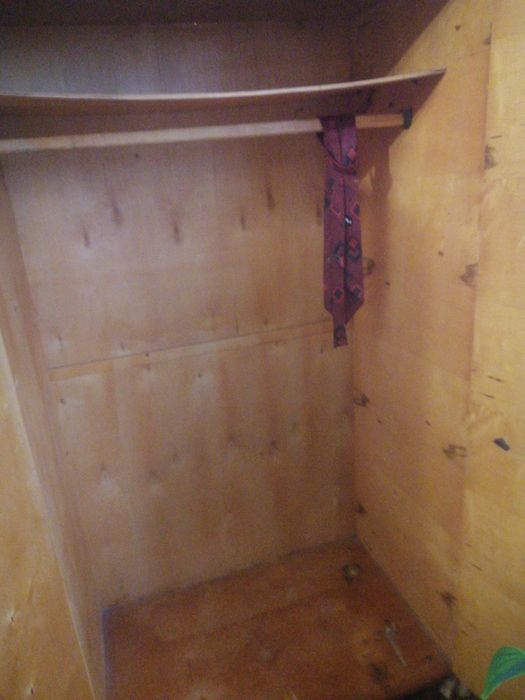 Шафа для одягу 3-х дверна