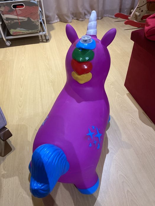 Unicornio saltitao Comprei a minha filha nao gostou