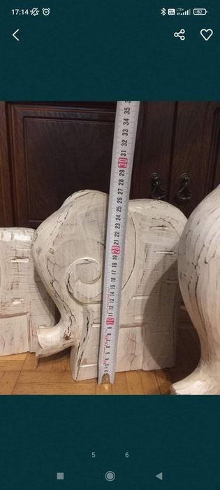 białe słonie drewniane