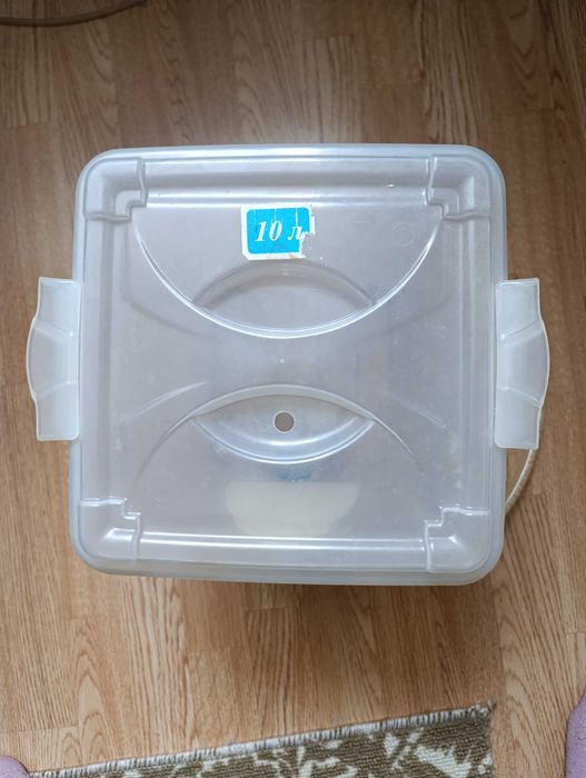 Система для очистки води об’ємом 10л