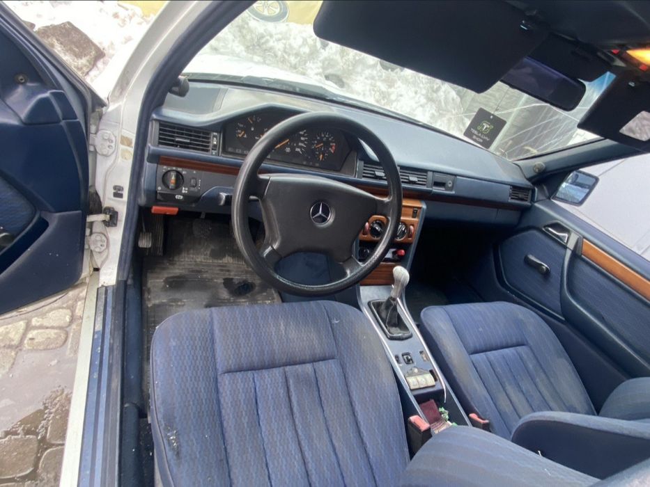 Mercedes-Benz w124 1992р 2.0 бензин