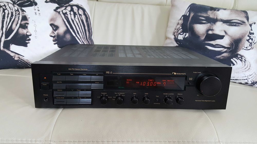 Amplituner Nakamichi RE-2