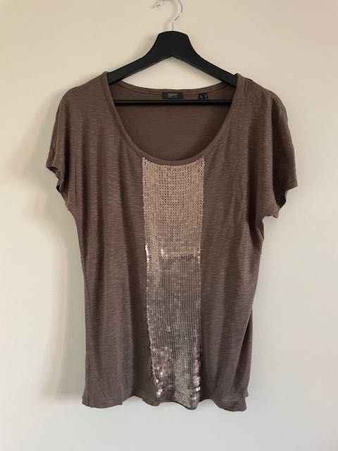 zestaw w rozmiarze 42, stan bardzo dobry