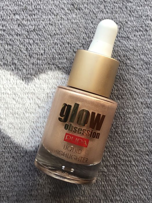 Pupa Glow Obsession Liquid Highlighter 002 Rozświetlacz w płynie