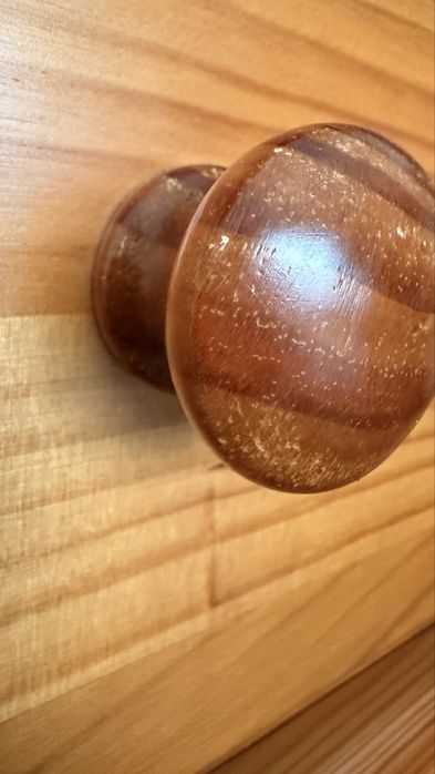 Mesas de cabeceira e comoda de quarto