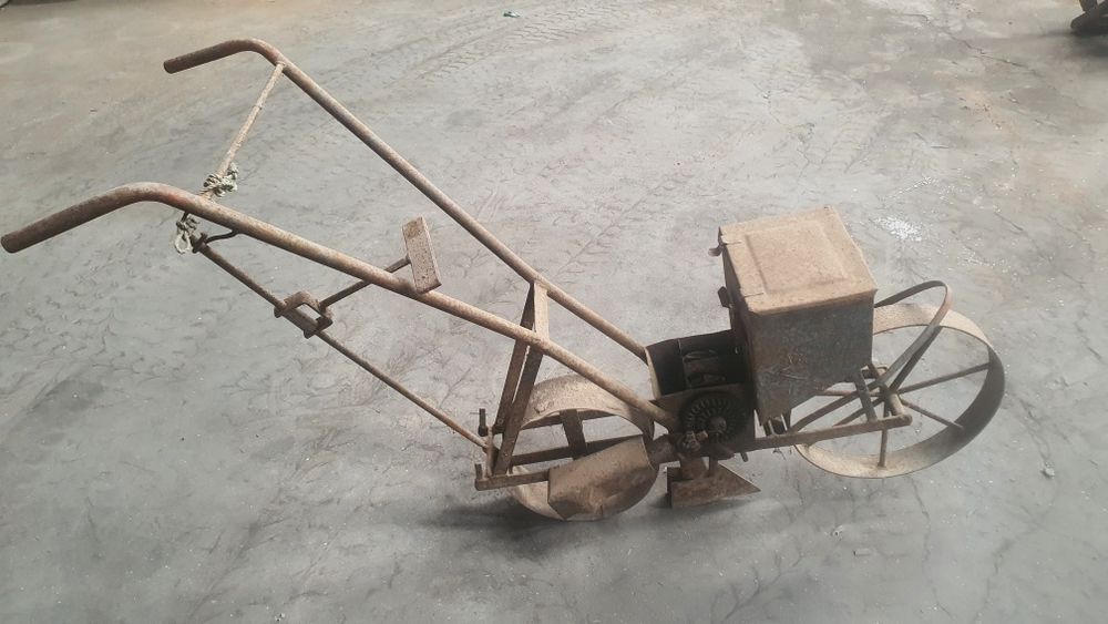 Alfaias agrícolas antigas