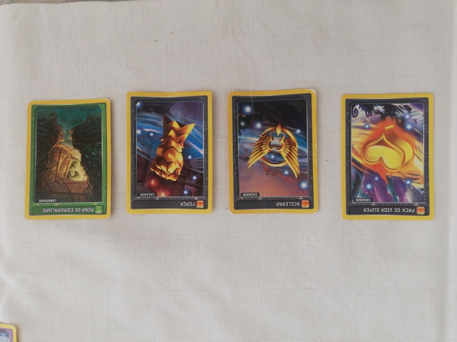 Cromos Invizimals - Batalha dos Caçadores