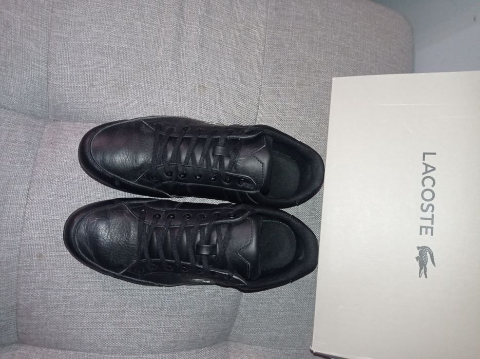 Buty Lacoste rozmiar 42 wkładka 26,5 cm czarne skóra skórzane trampki