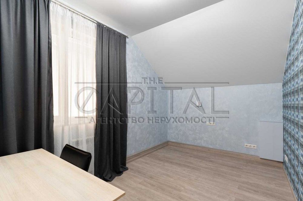 Сучасний будинок 190 м² на 7 сотках у Бортничах.