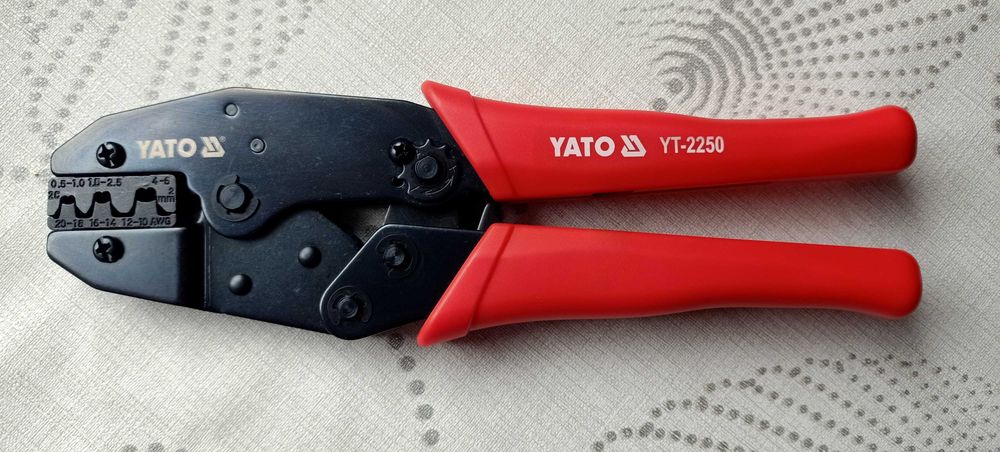 Szczypce Do Zaciskania Konektorów Yato YT-2250