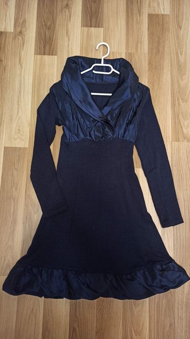 Sweterkowa sukienka rozmiar S/36