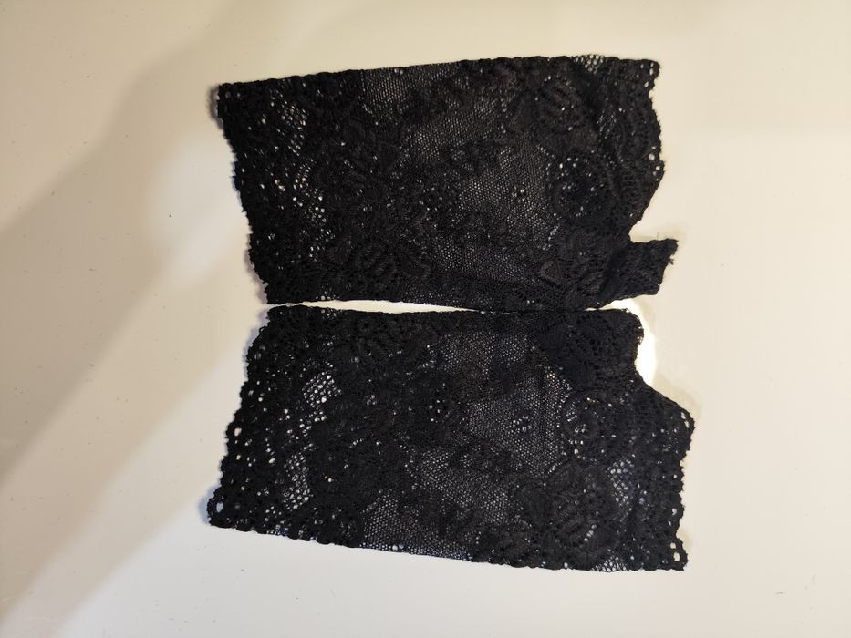 Rękawiczki koronkowe bez palców eleganckie seksowne mitenki
