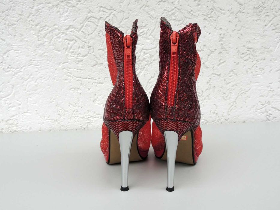 Seksowne ażurowe "MENG JIAO" rozmiar 39