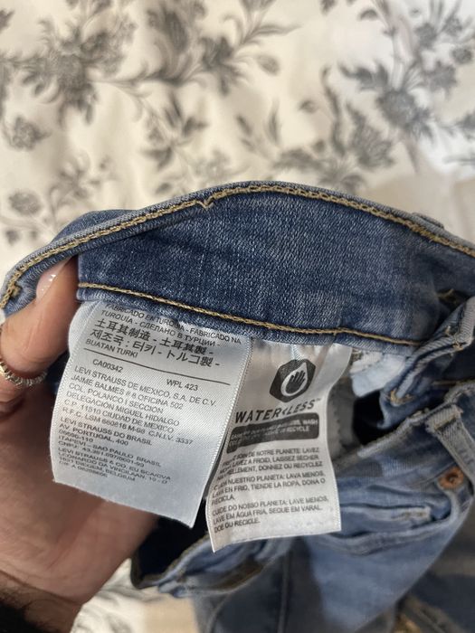 Jeansy spodnie levis 25/30 dziury high
