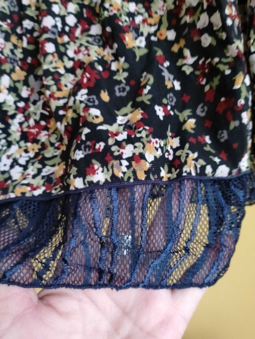 Nowy sweter granat 38/40 koronka-kwiaty M/L