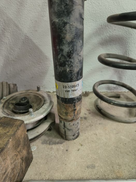 Conjunto Amortecedores FRT. BMW E46