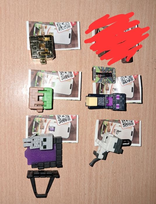 Іграшки майнкрафт з кіндера джой