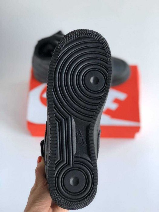 Унисекс зимние кроссовки Nike Air Force 1 '07 Mid Winter Fur Мех найк