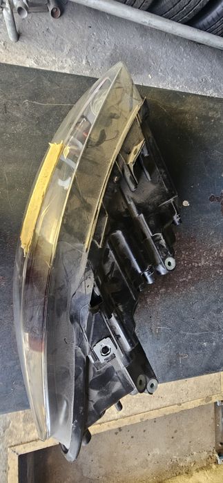 Farol esquerdo Volkswagen Polo de 2014 a 2017
