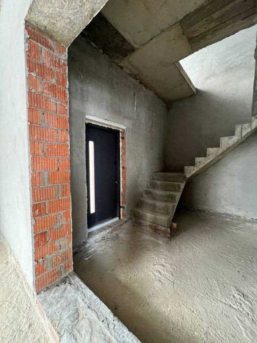 Сучасний котедж у мальовничій локації - Бірки, вул. Янівська