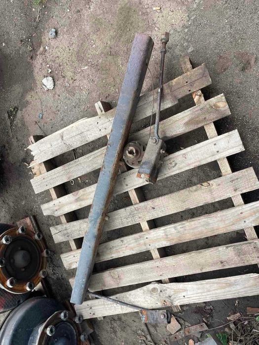 Продам кронштейн крепления запаски ЗИЛ