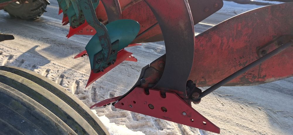 Pług Kverneland ES 95 Vario wieżyczka typ 200