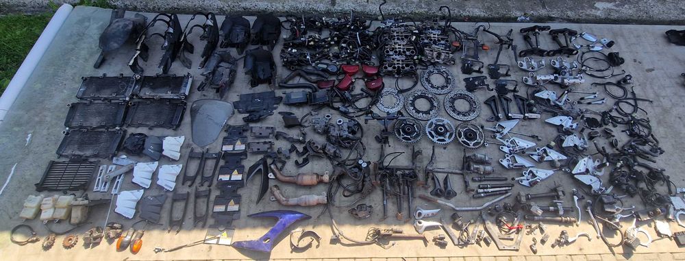 Yamaha FZ6 chłodnica wentylator zbiorniczek wypełnienie osłona ślizg