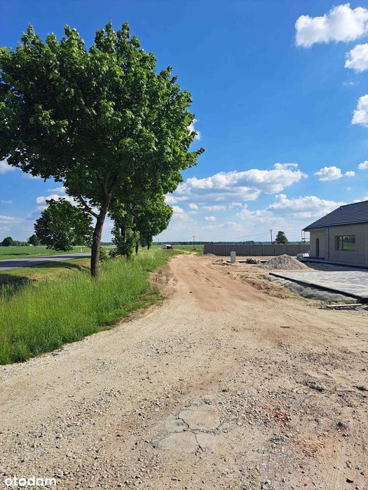 działka budowlano-usługowa 12,02 ar świerczów UZBROJONA