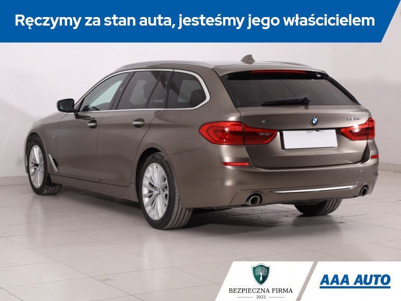 BMW 5 2017 photo 4