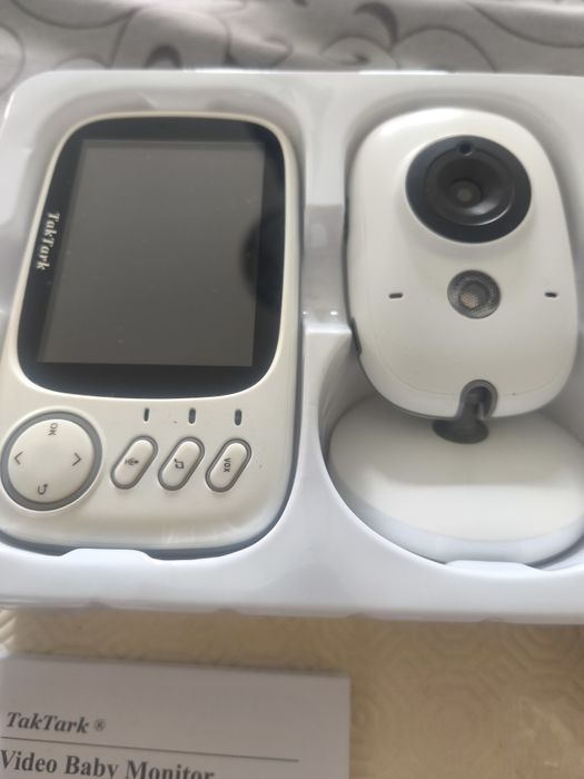 Câmara de vigilância bebe