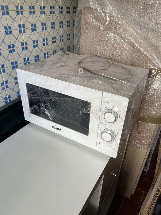 Microondas - Muito pouco usado